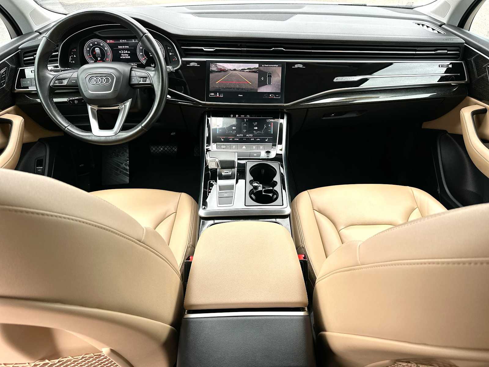 Thumbnail: 2023 Audi Q7 - 25