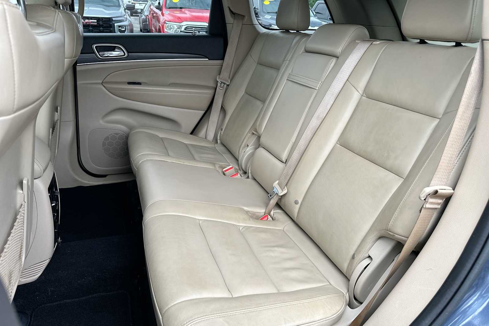 Thumbnail: 2021 Jeep Grand Cherokee - 23