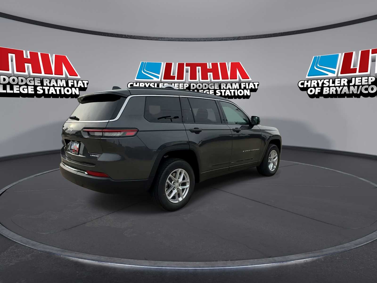 Thumbnail: 2025 Jeep Grand Cherokee - 8