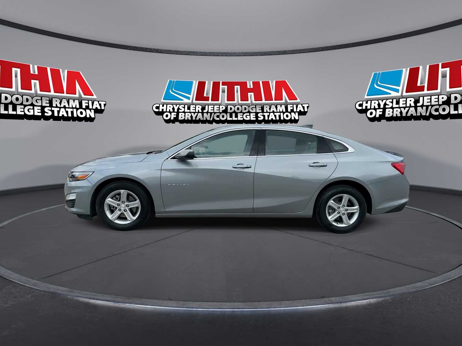 Thumbnail: 2024 Chevrolet Malibu - 5