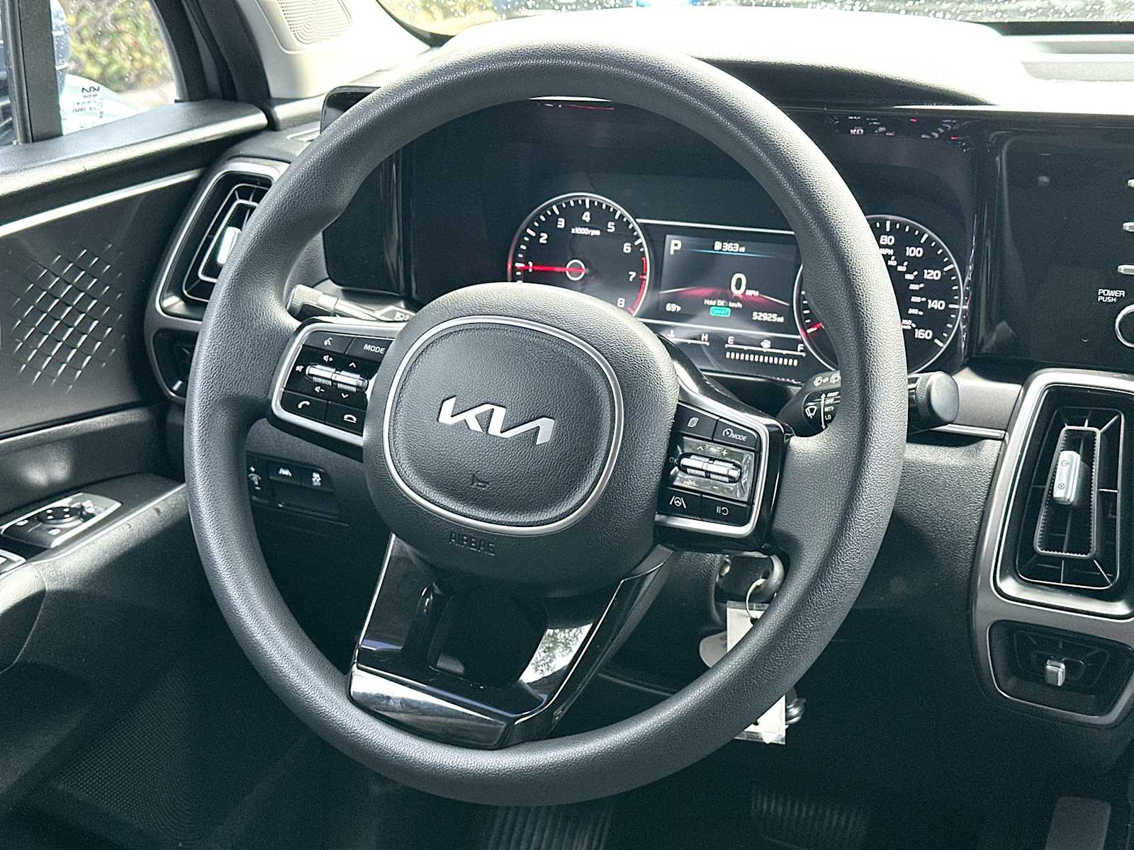 Thumbnail: 2023 Kia Sorento - 27