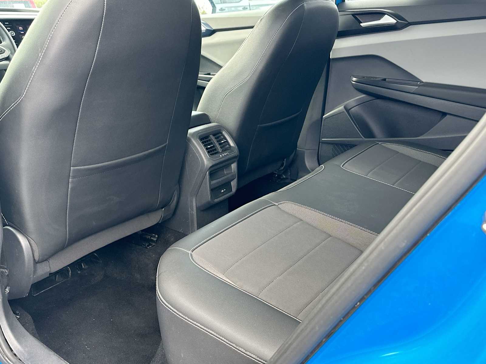 Thumbnail: 2023 Volkswagen Taos - 24