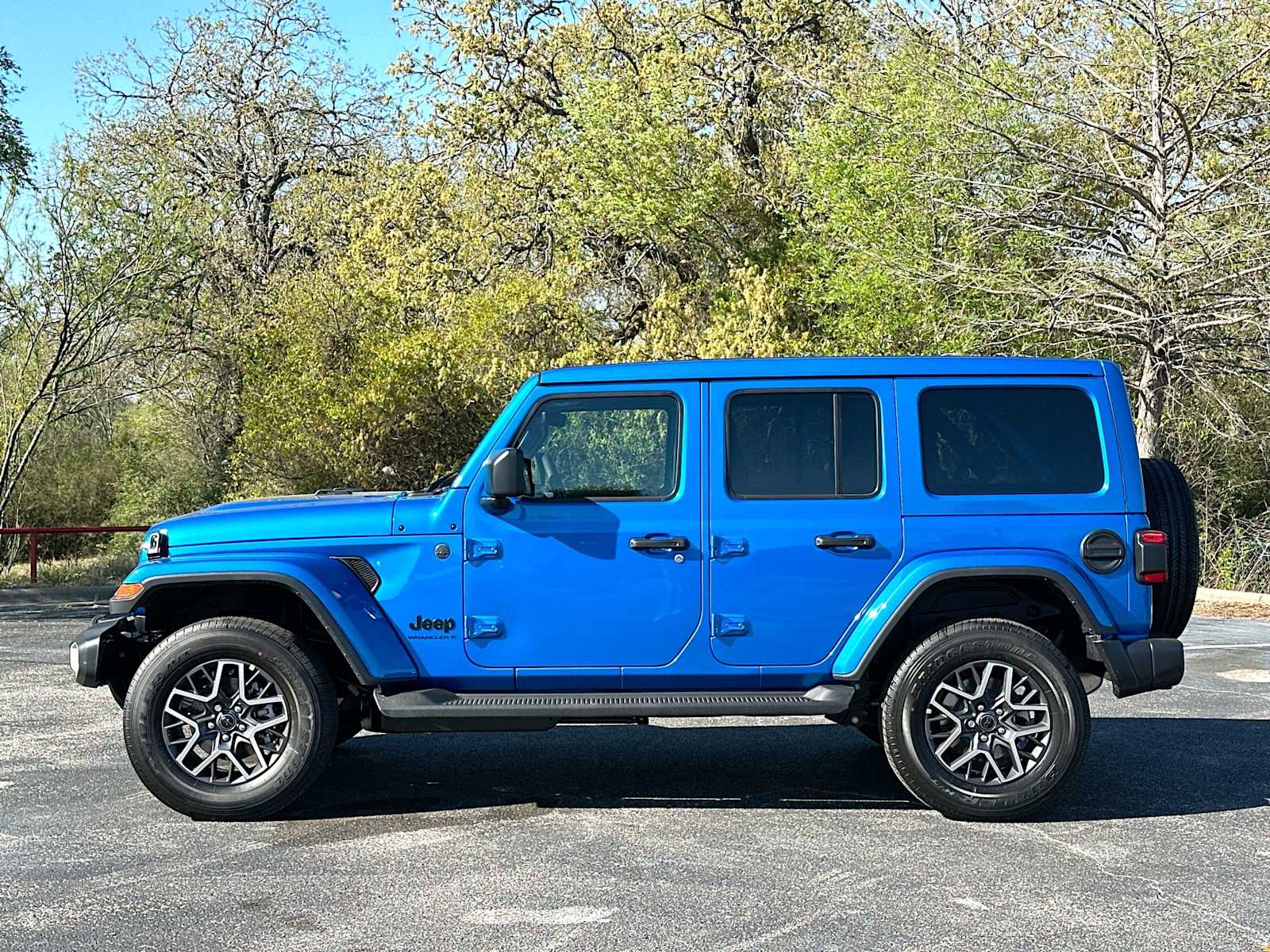 Thumbnail: 2026 Jeep Wrangler - 12