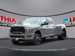 2026 Ram 3500 LARAMIE CREW CAB 4X4 8' BOX Pickup