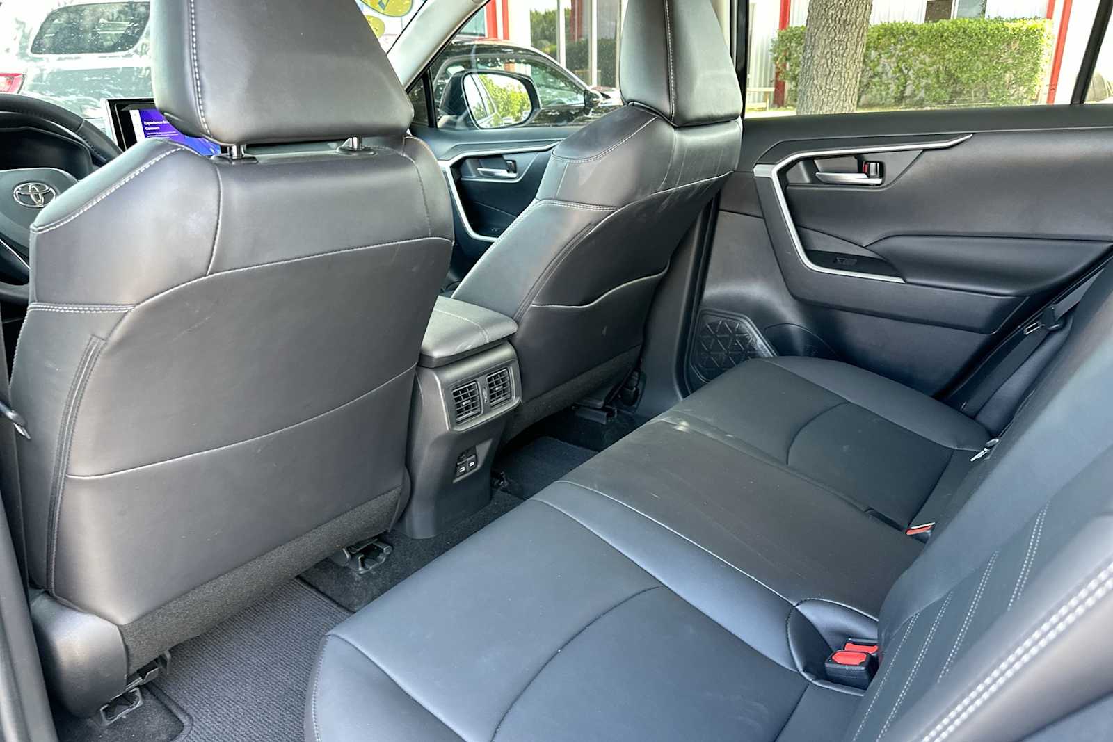 Thumbnail: 2023 Toyota RAV4 - 24