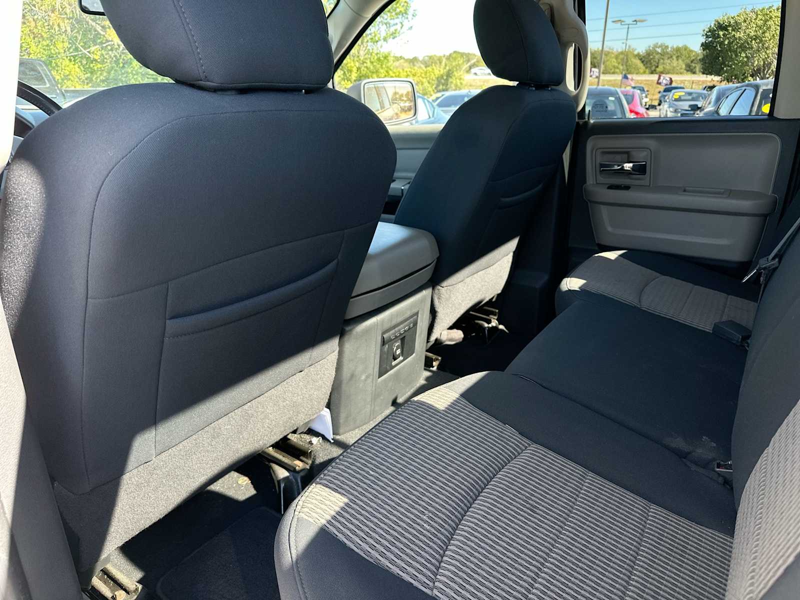 Thumbnail: 2010 Dodge Ram 1500 - 24