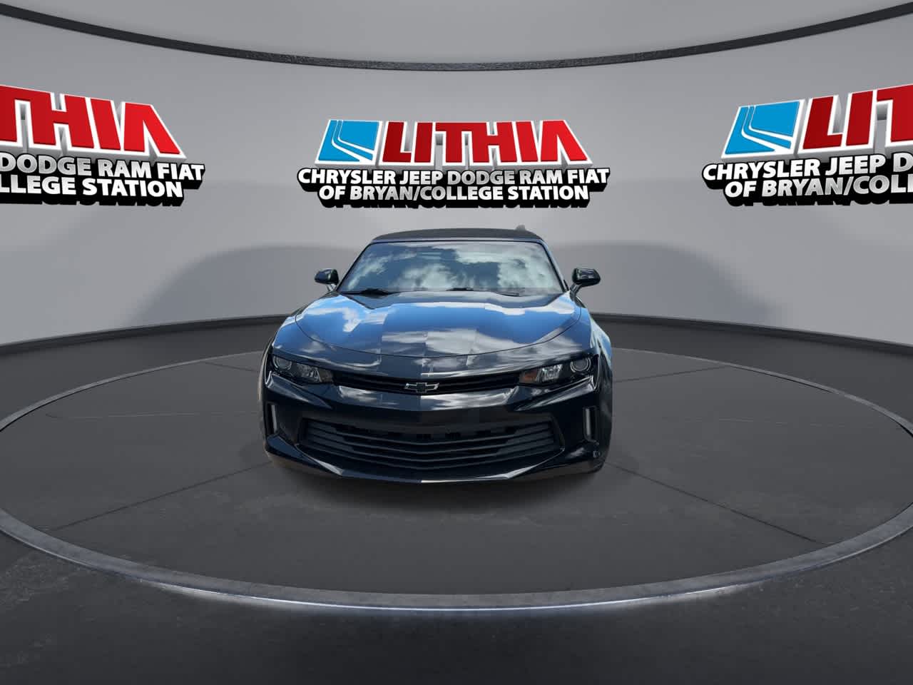 Thumbnail: 2017 Chevrolet Camaro - 3