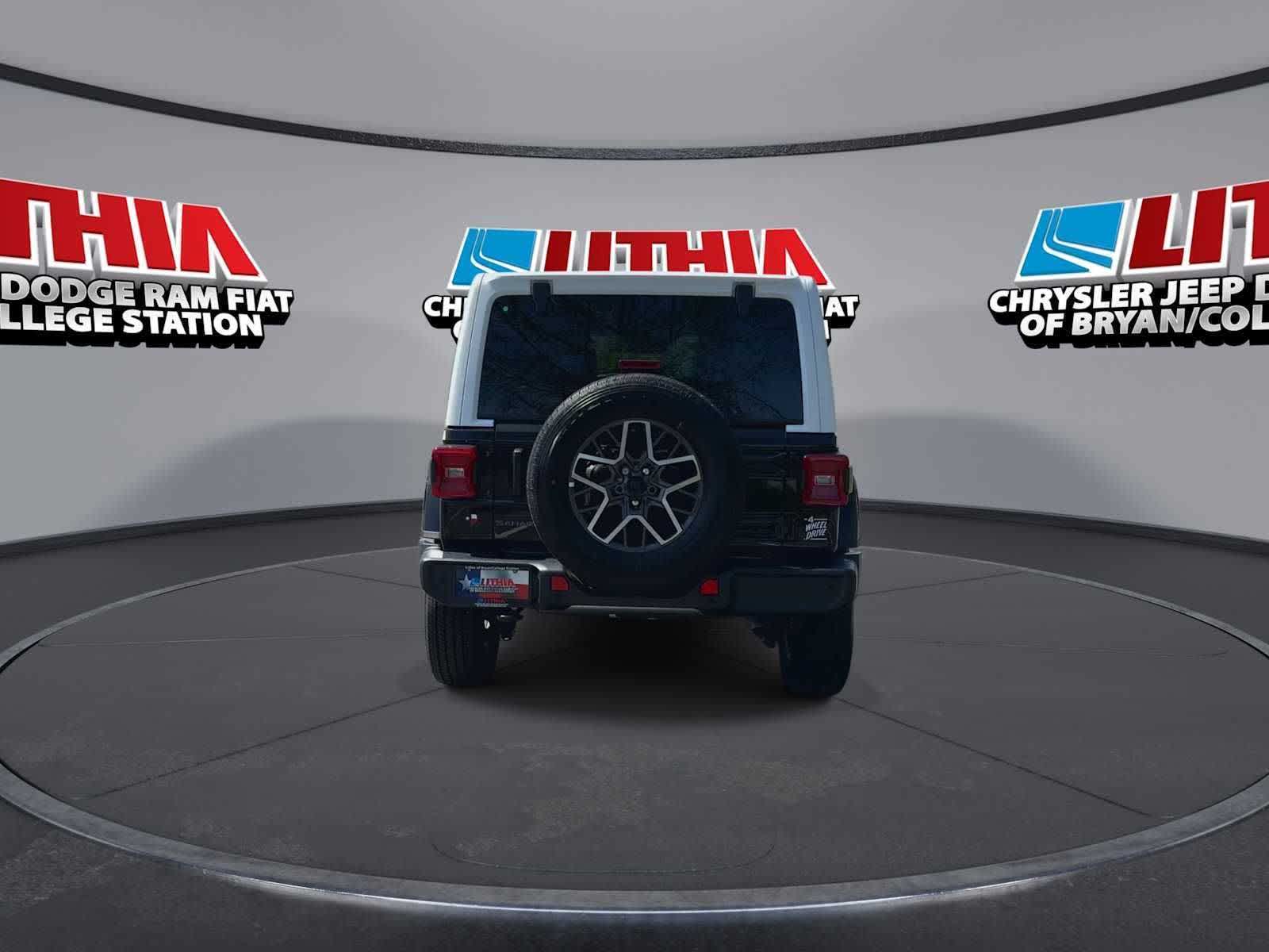 Thumbnail: 2026 Jeep Wrangler - 3