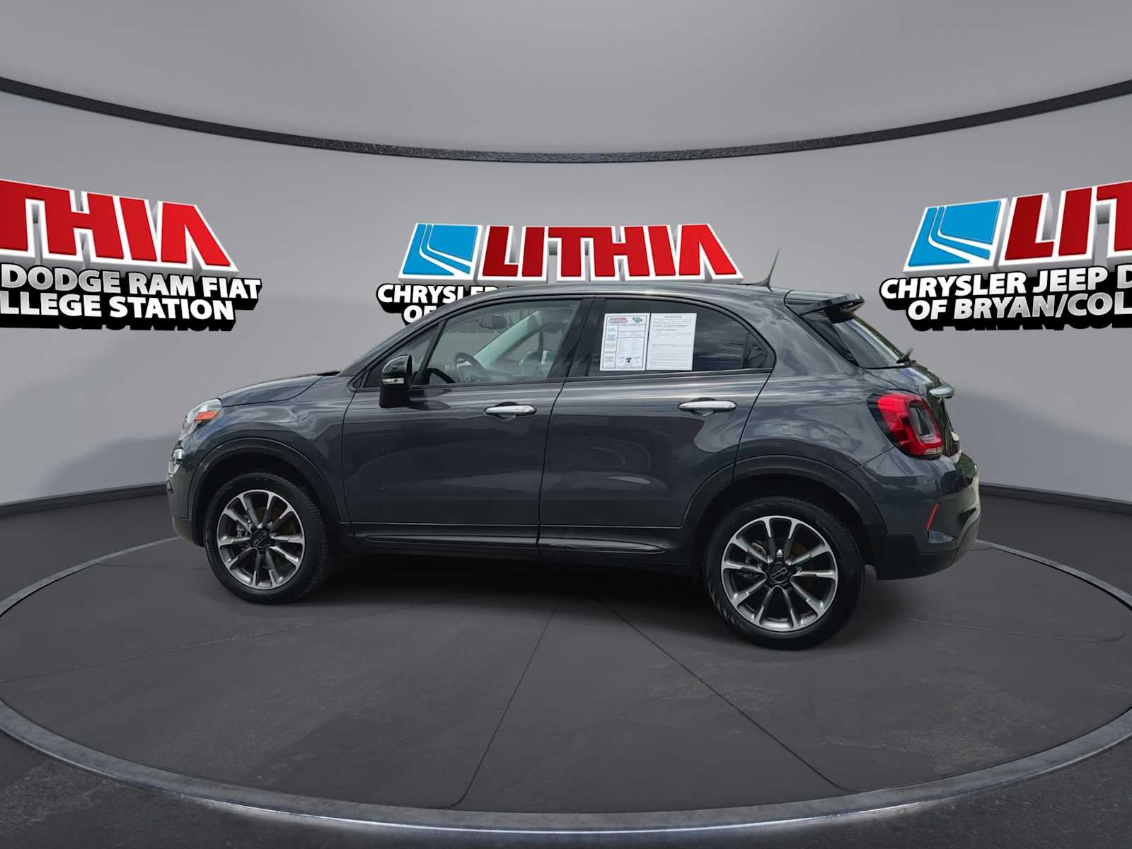 Thumbnail: 2023 Fiat 500X - 5