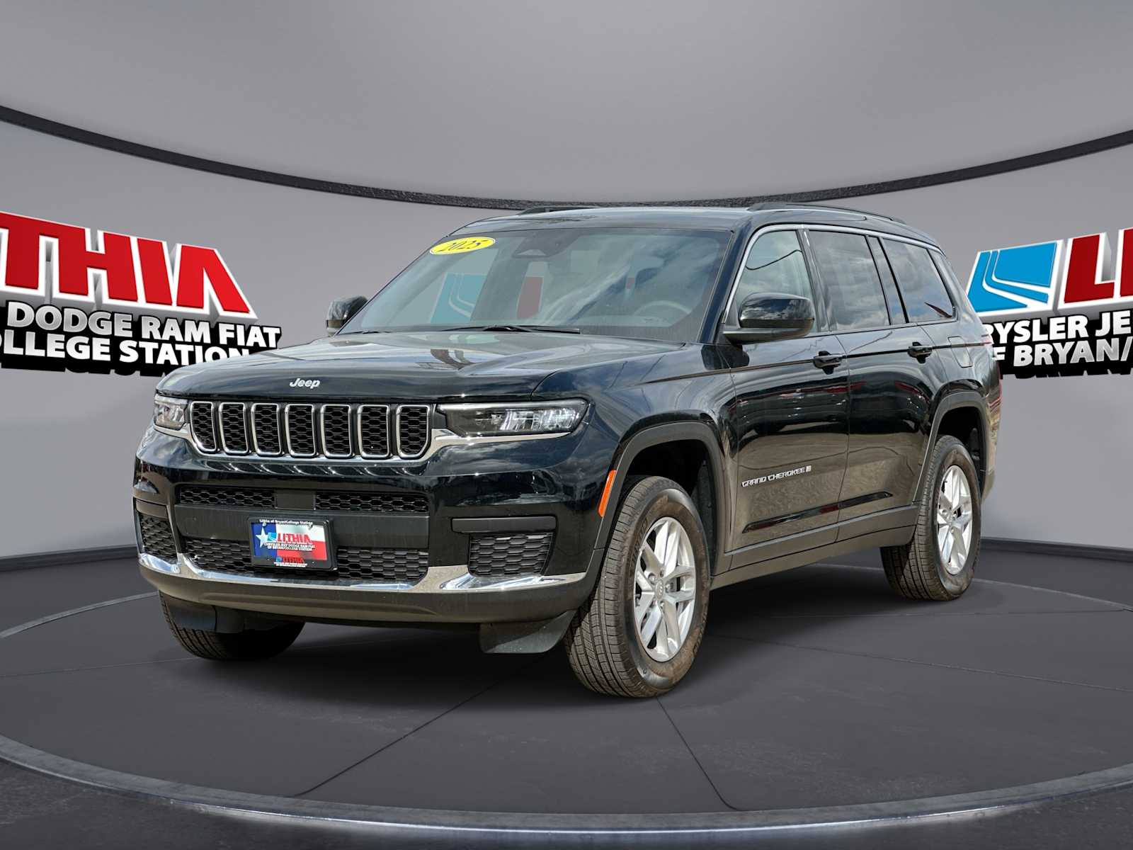 Thumbnail: 2025 Jeep Grand Cherokee - 1