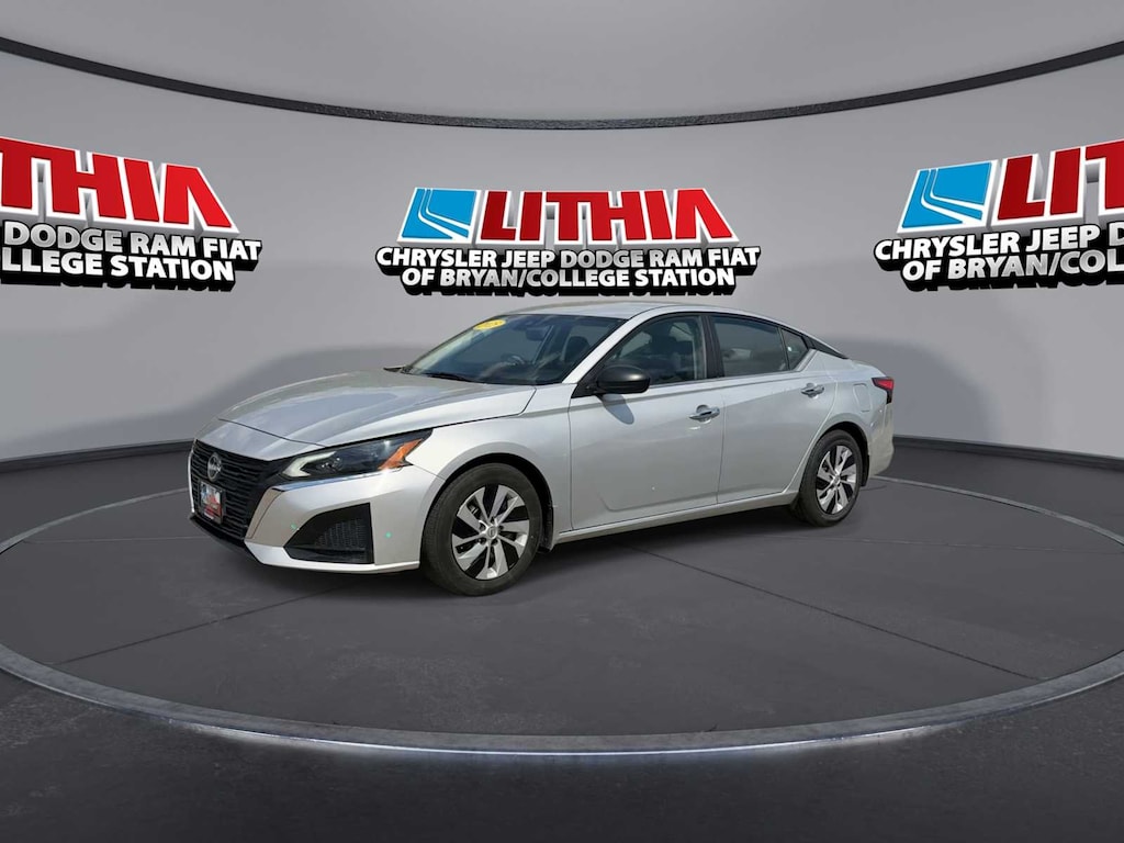 Used 2024 Nissan Altima 2.5 S Sedan