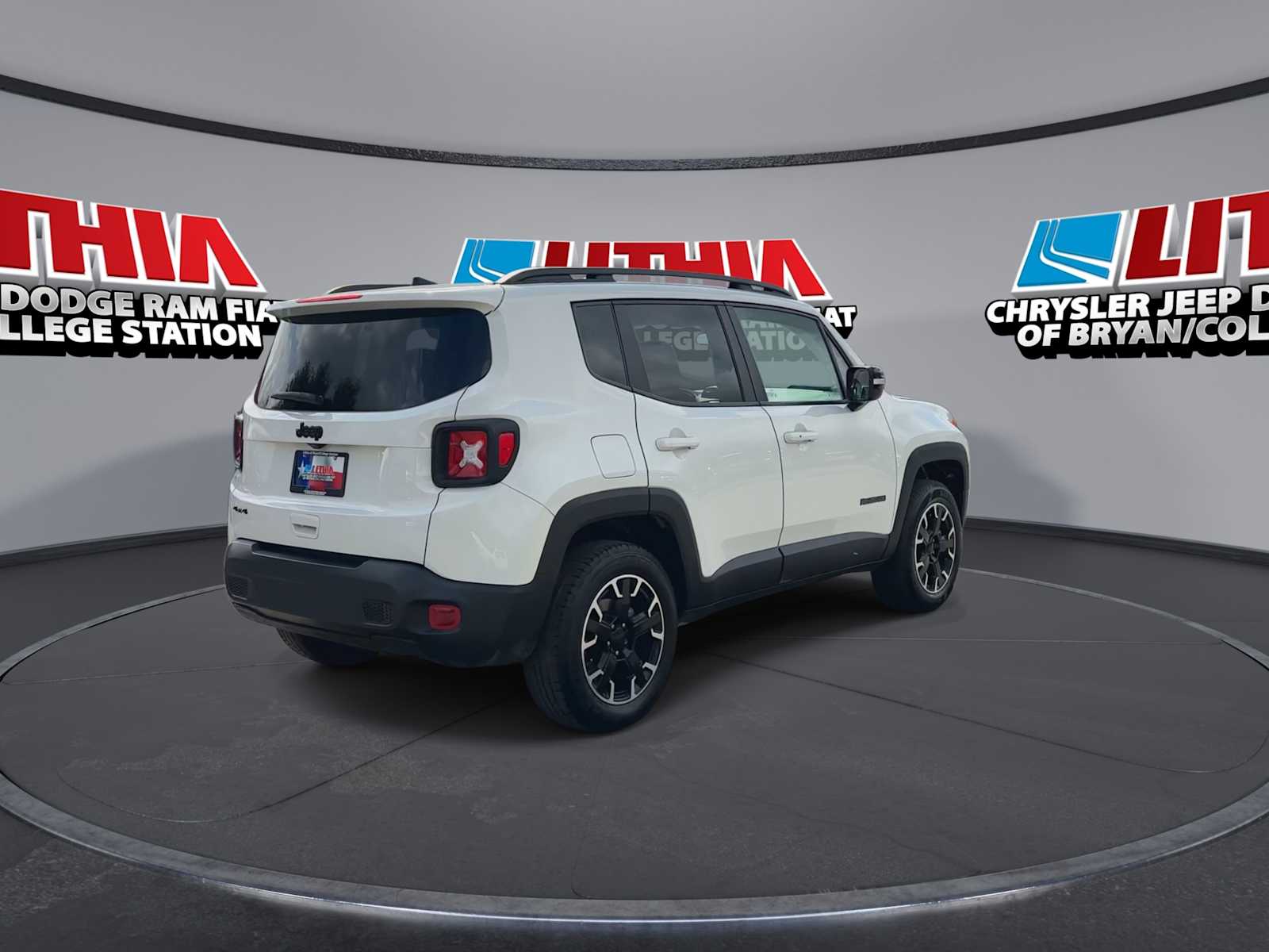 Thumbnail: 2023 Jeep Renegade - 8