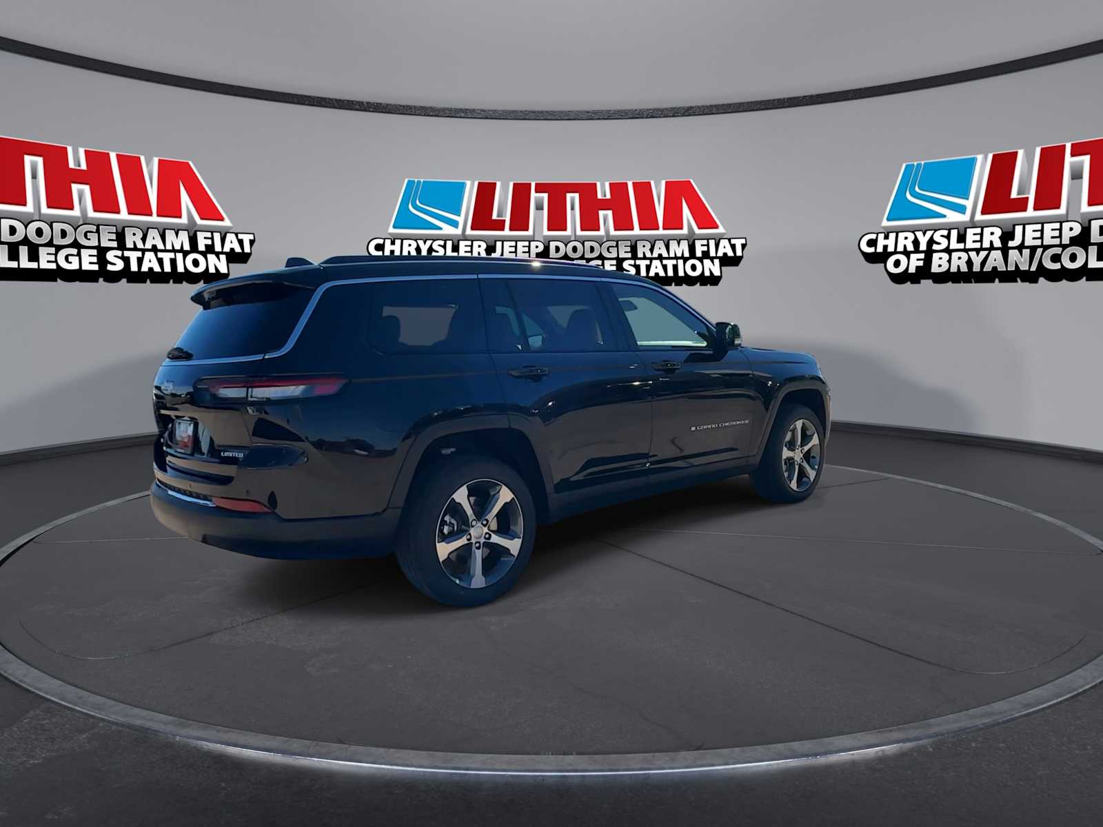 Thumbnail: 2025 Jeep Grand Cherokee - 8