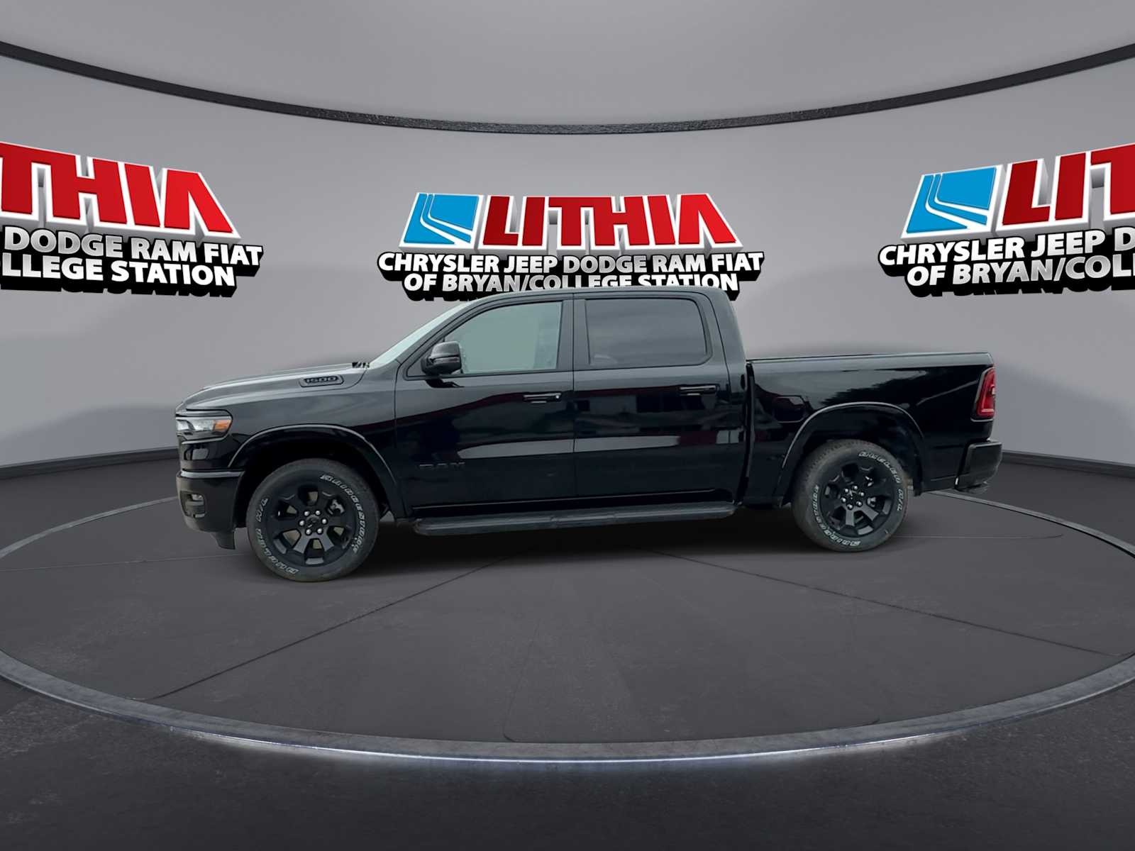 Thumbnail: 2026 RAM 1500 - 4