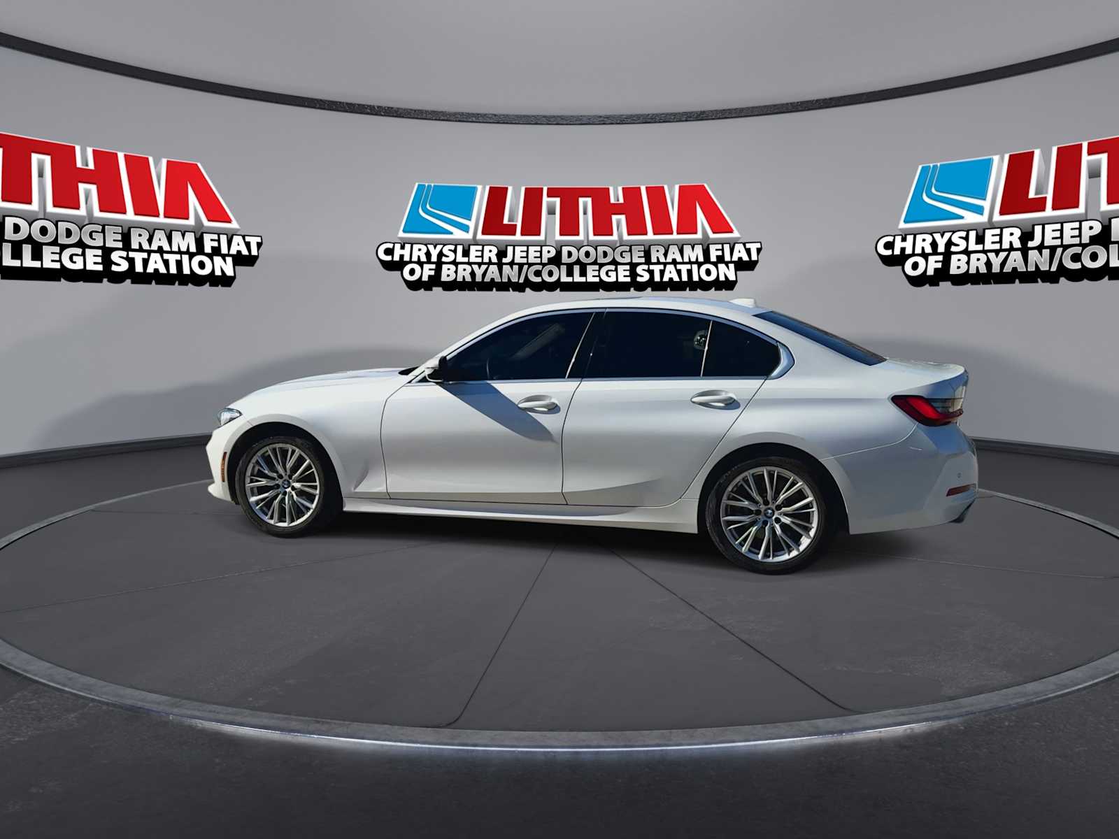 Thumbnail: 2024 BMW 3 Series - 5