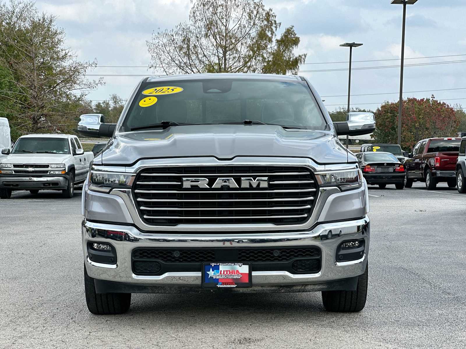 Thumbnail: 2025 RAM 1500 - 10