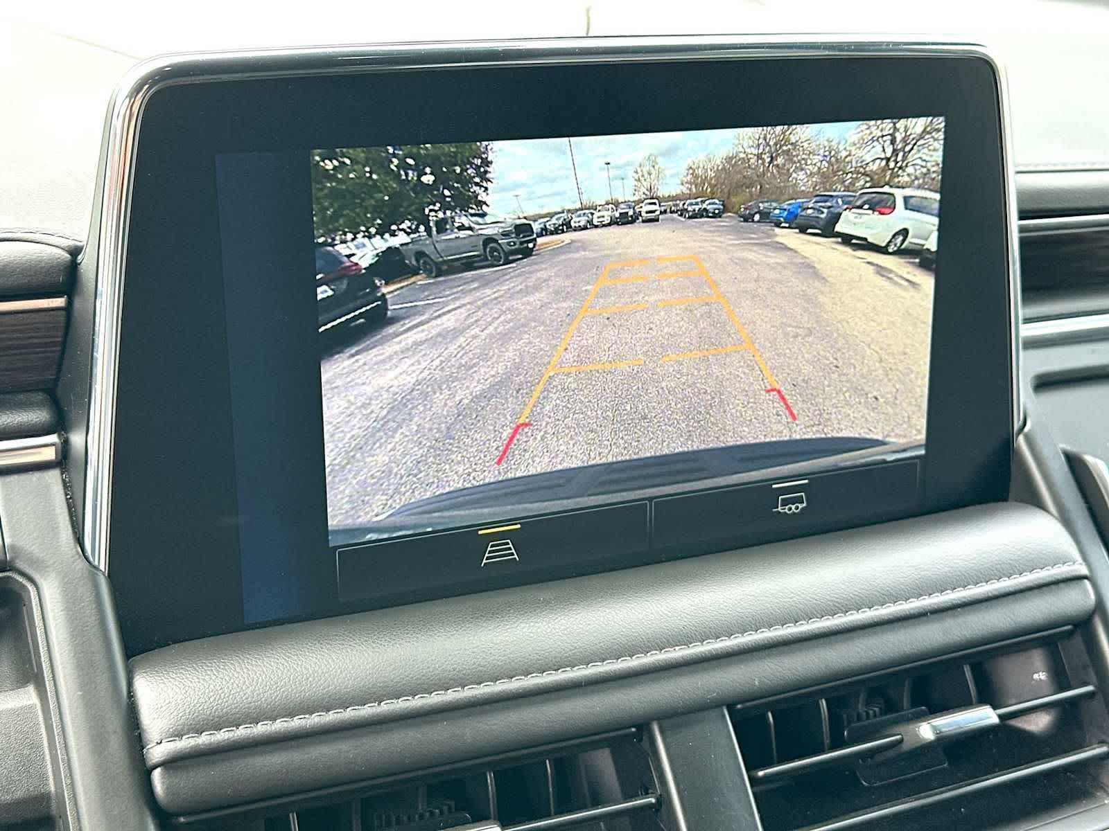 Thumbnail: 2024 Chevrolet Tahoe - 20