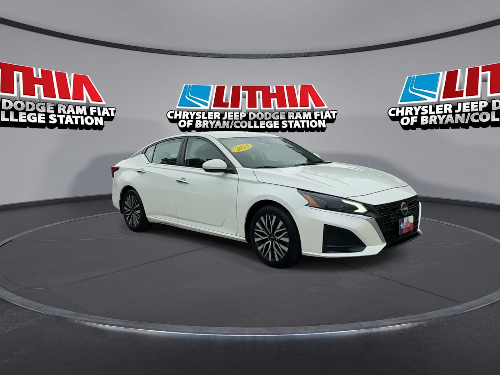 Thumbnail: 2023 Nissan Altima - 2