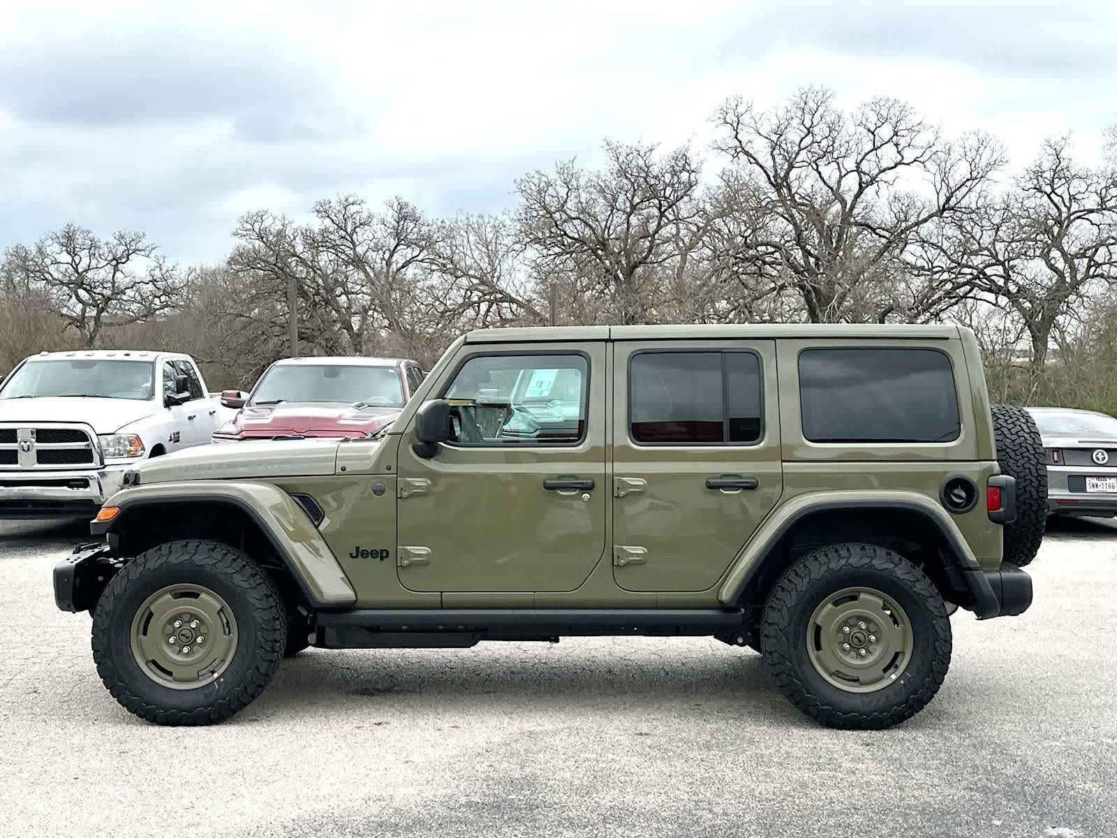 Thumbnail: 2026 Jeep Wrangler - 12