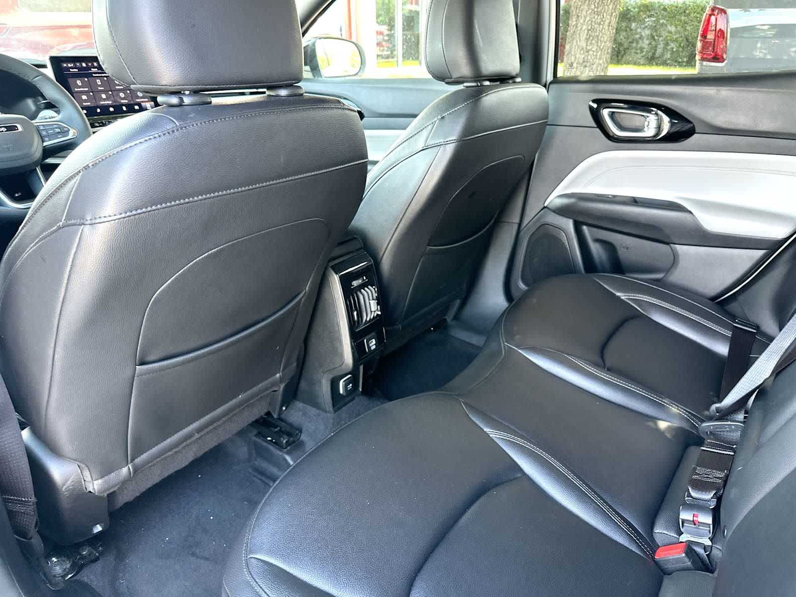 Thumbnail: 2025 Jeep Compass - 24