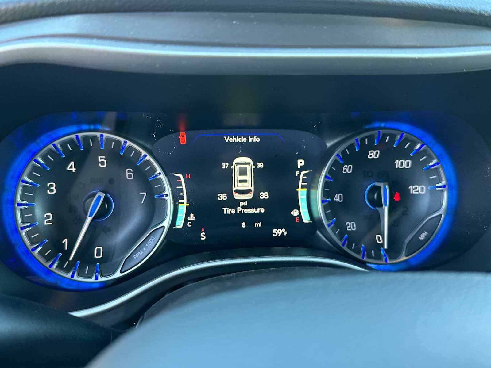 Thumbnail: 2026 Chrysler Pacifica - 19