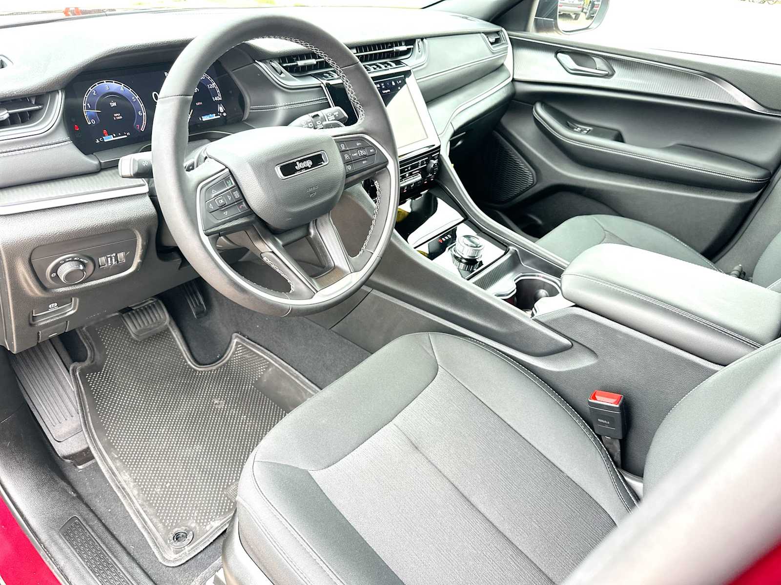 Thumbnail: 2026 Jeep Grand Cherokee - 18