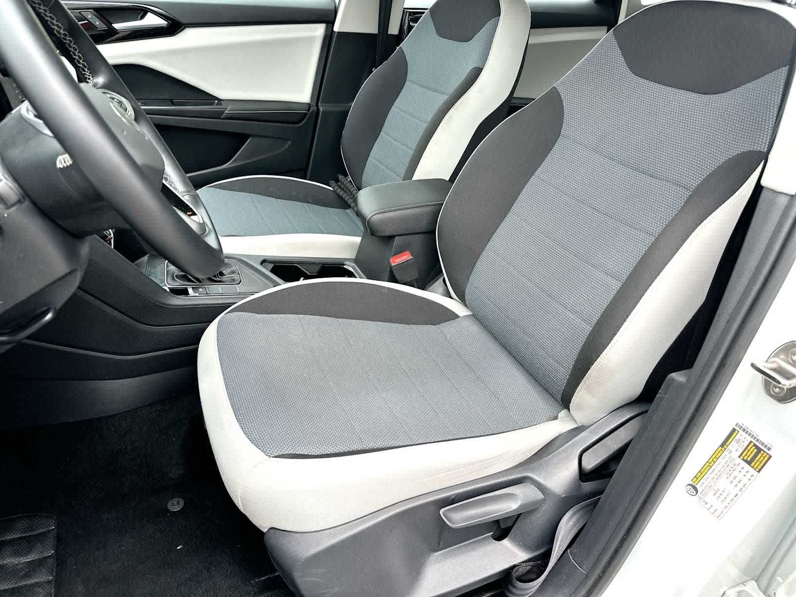 Thumbnail: 2025 Volkswagen Taos - 16