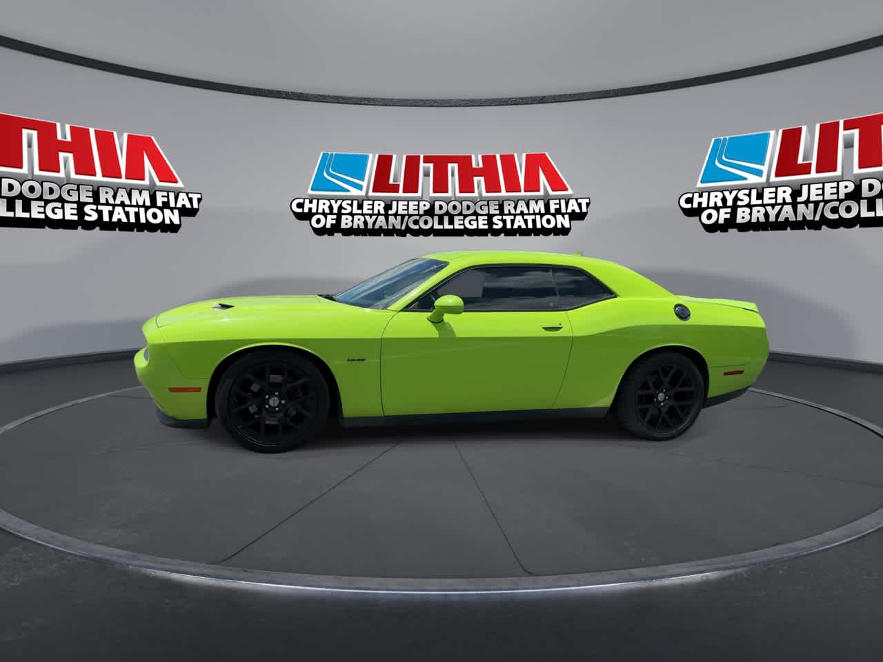 Thumbnail: 2015 Dodge Challenger - 4