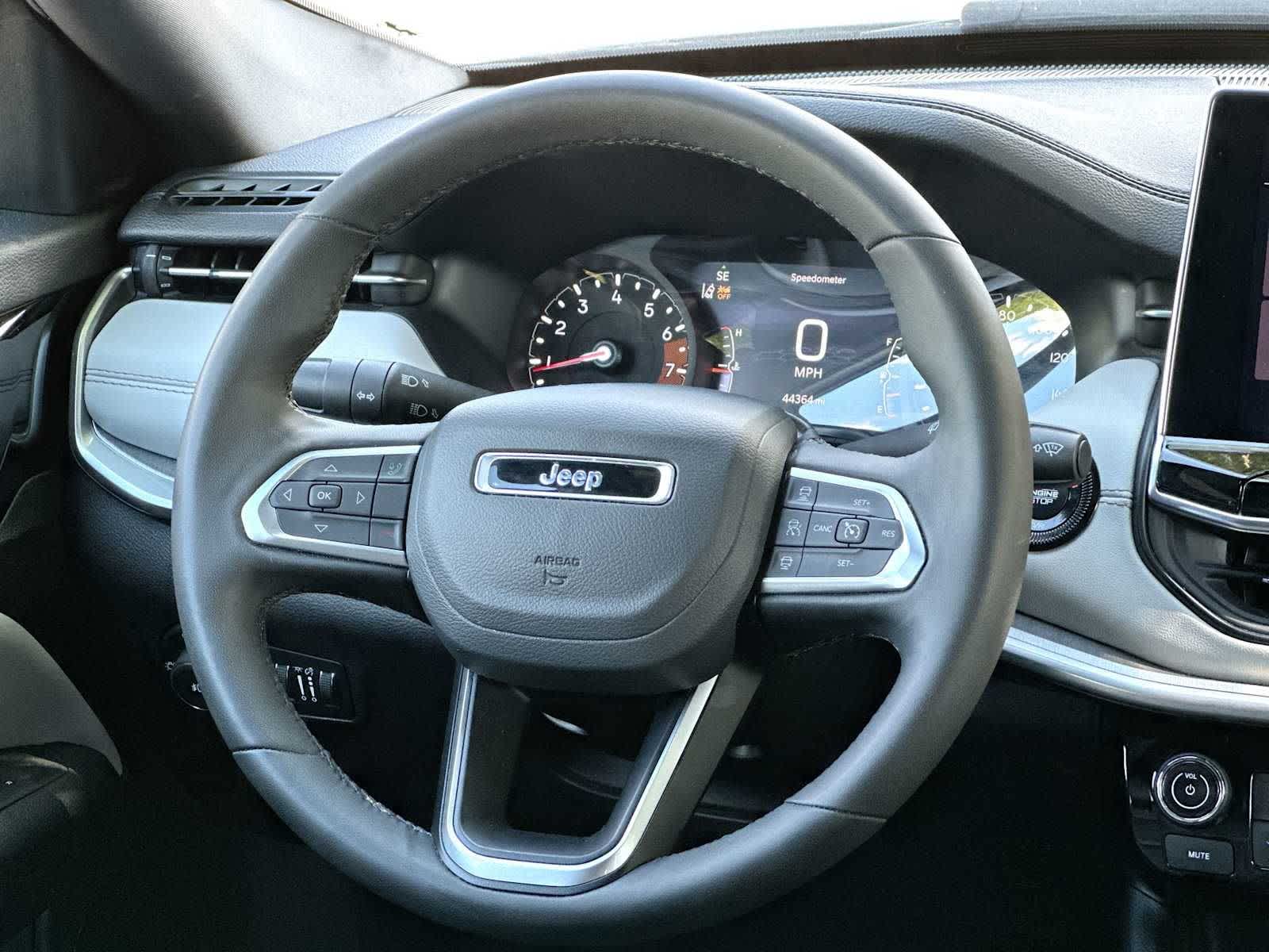 Thumbnail: 2025 Jeep Compass - 27