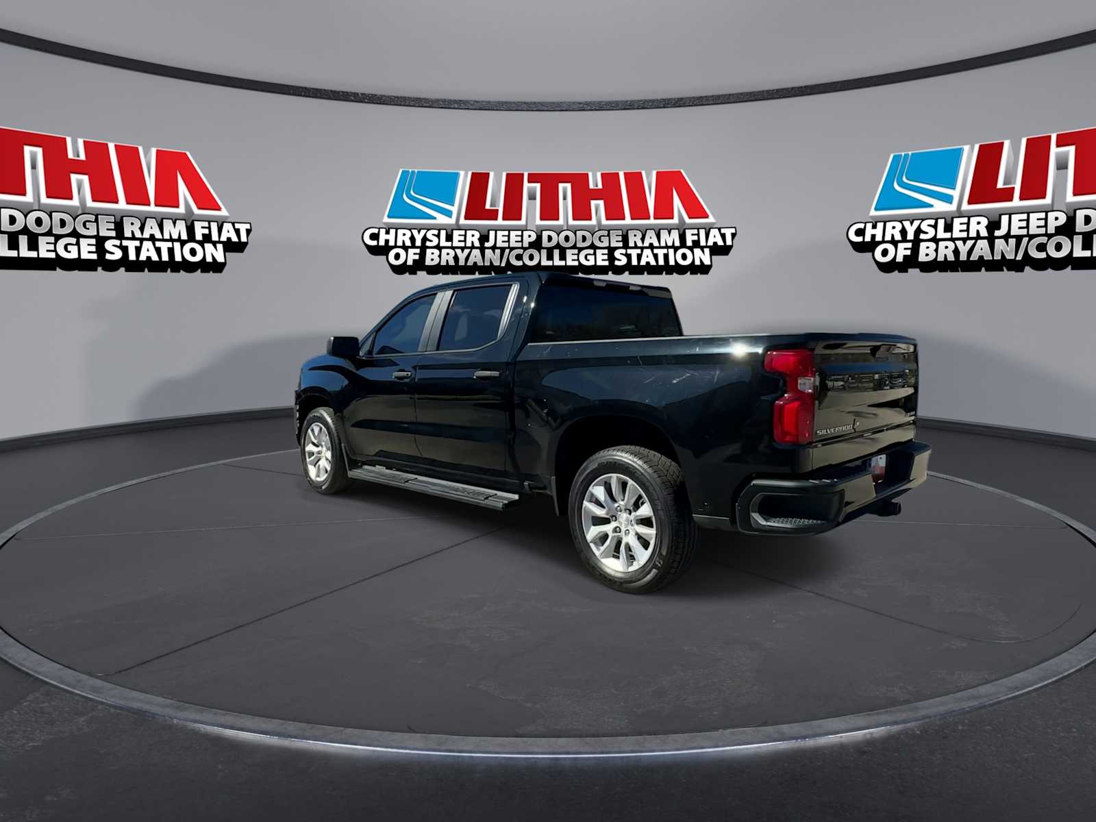 Thumbnail: 2021 Chevrolet Silverado 1500 - 6