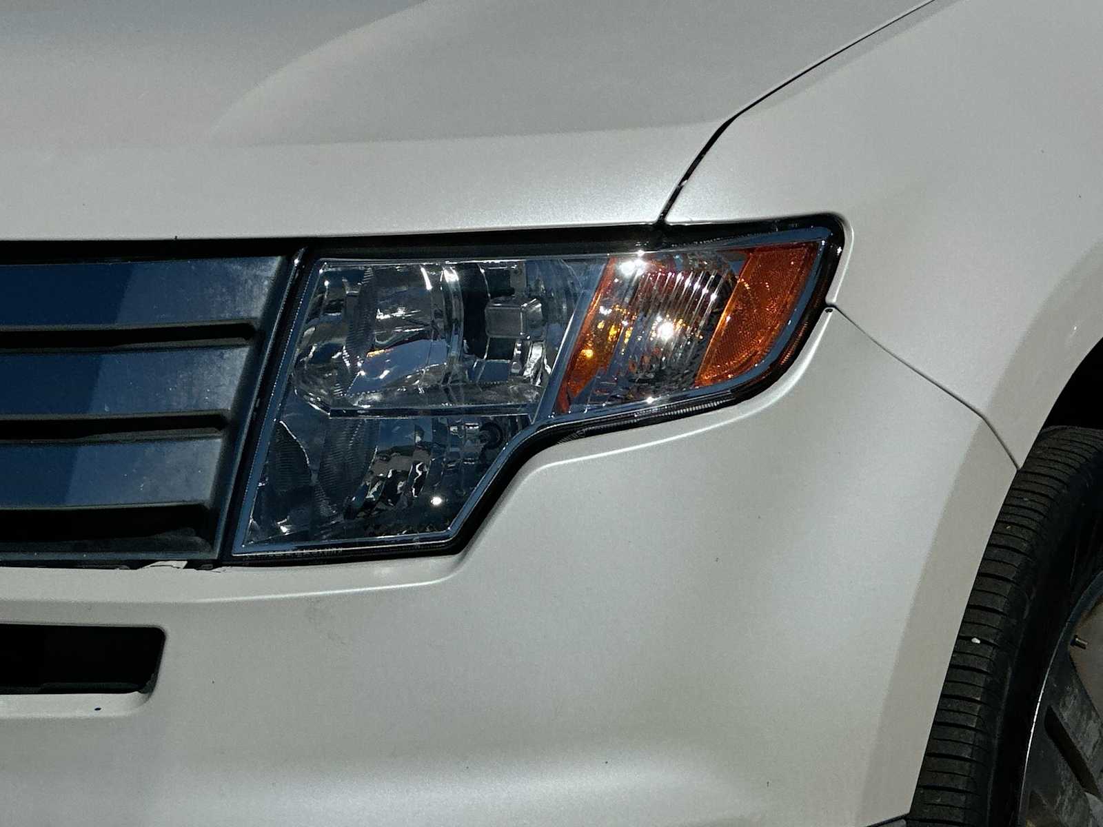 Thumbnail: 2009 Ford Edge - 16