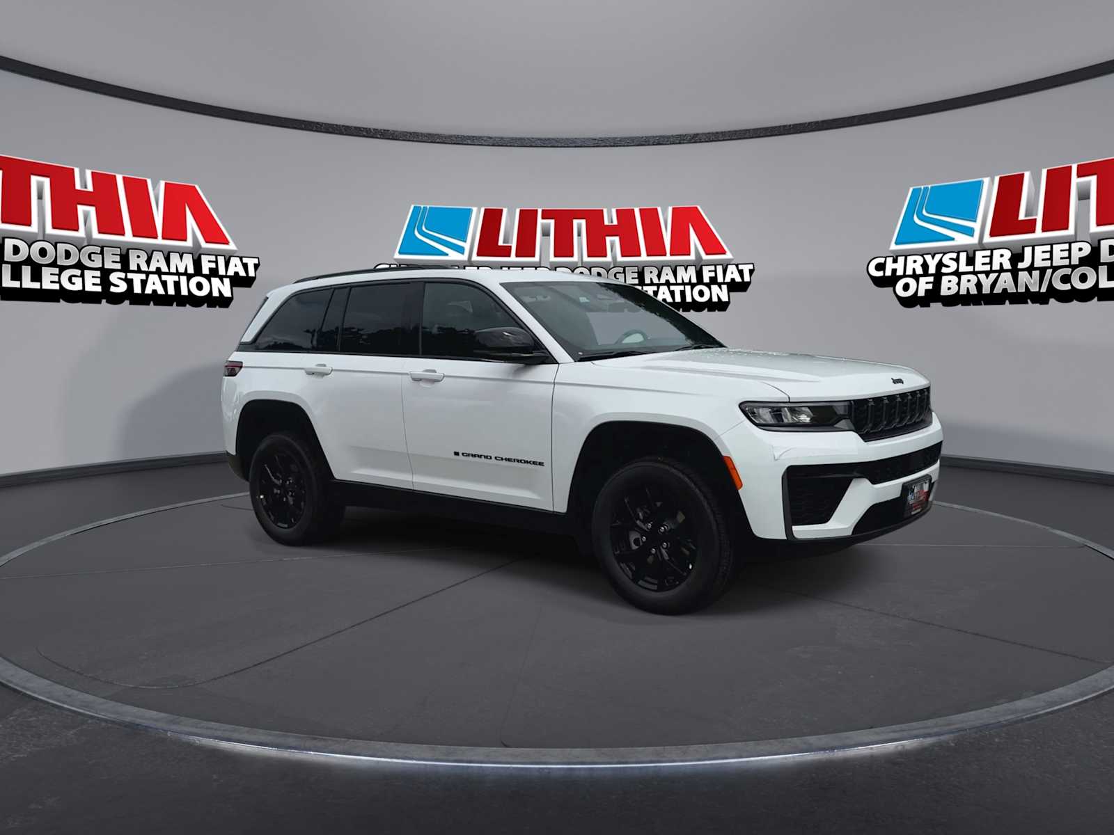 Thumbnail: 2026 Jeep Grand Cherokee - 2