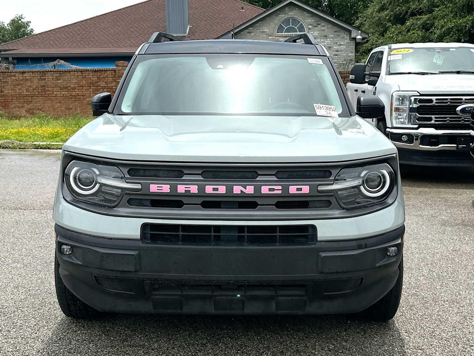 Thumbnail: 2022 Ford Bronco Sport - 2