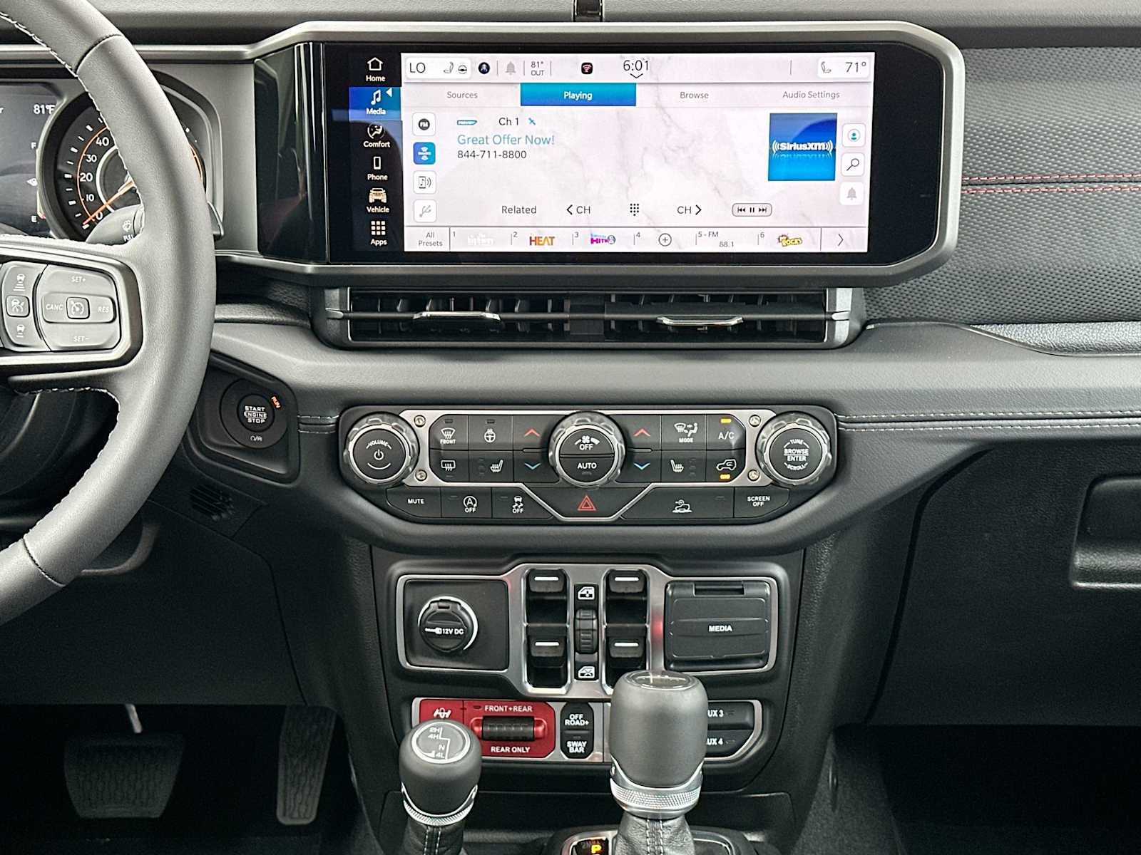 Thumbnail: 2025 Jeep Gladiator - 26