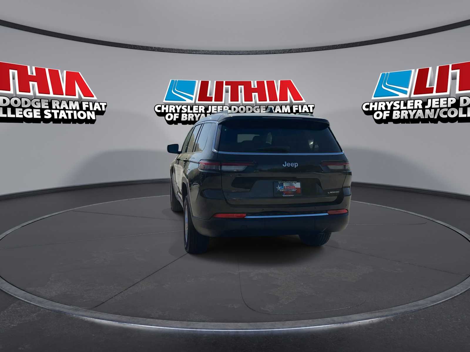 Thumbnail: 2026 Jeep Grand Cherokee - 7