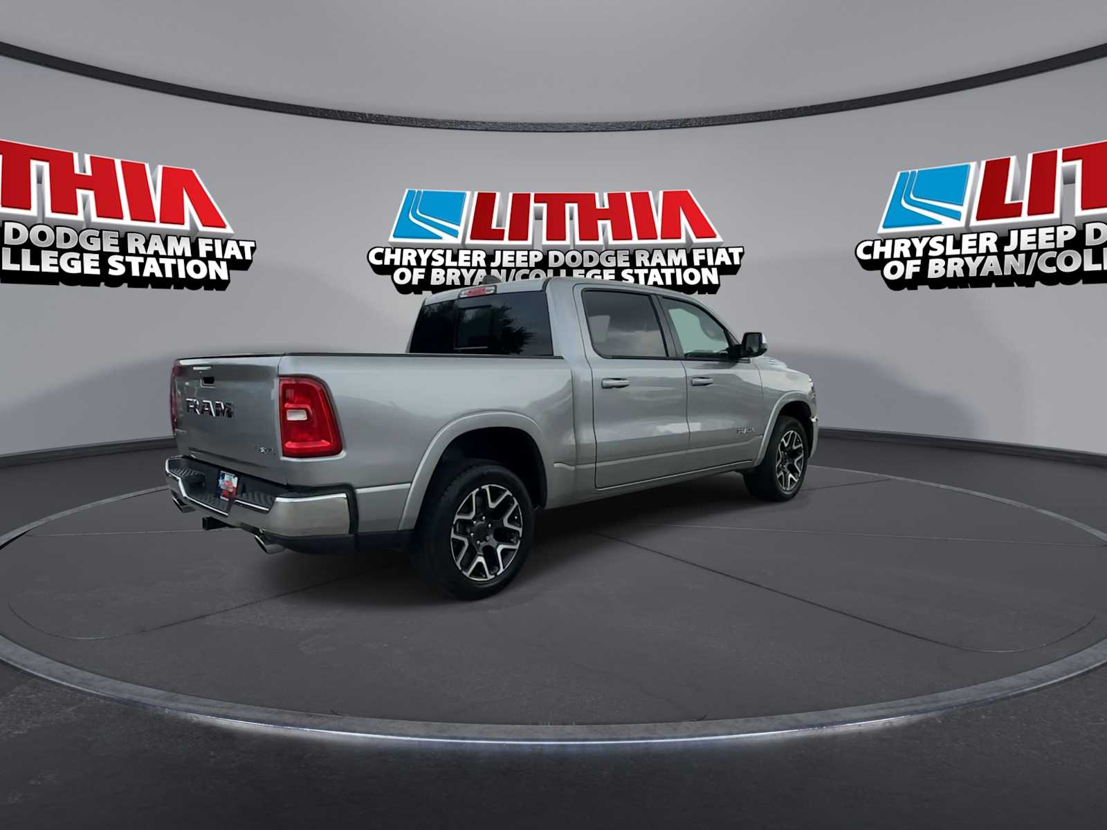 Thumbnail: 2025 RAM 1500 - 8