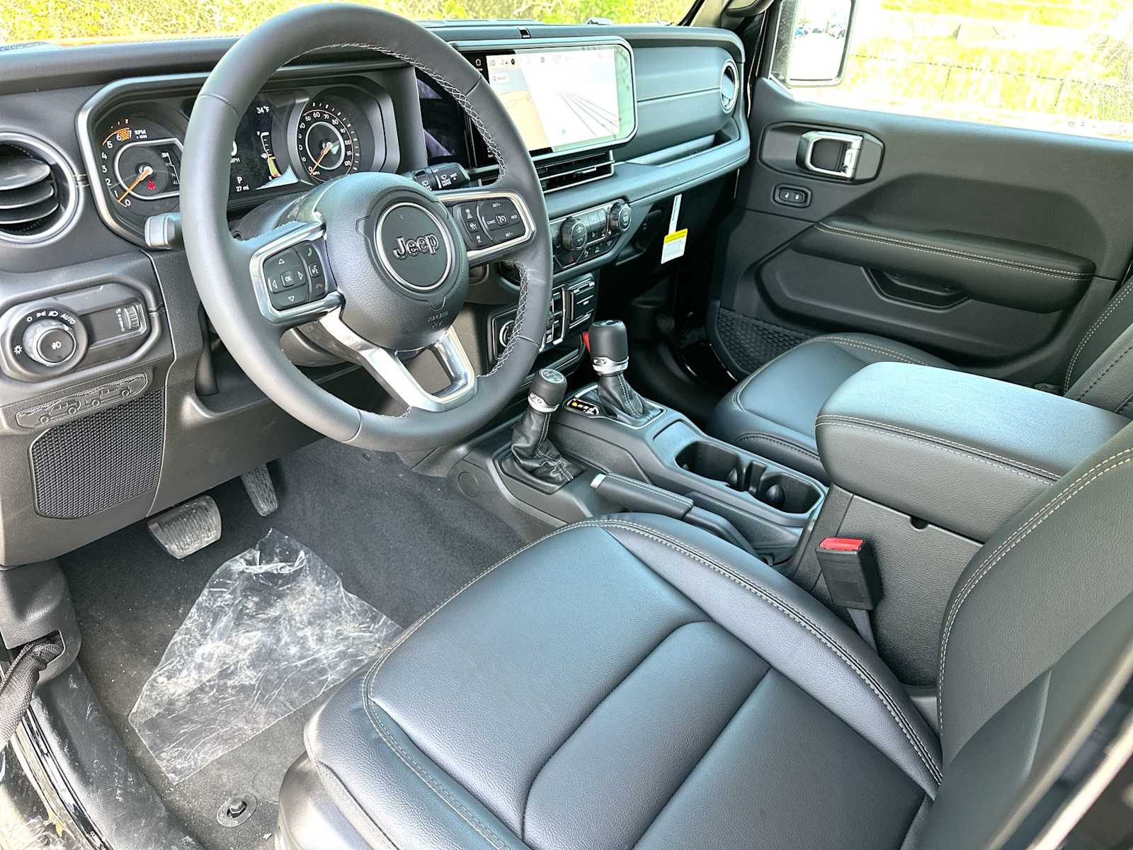 Thumbnail: 2026 Jeep Wrangler - 18