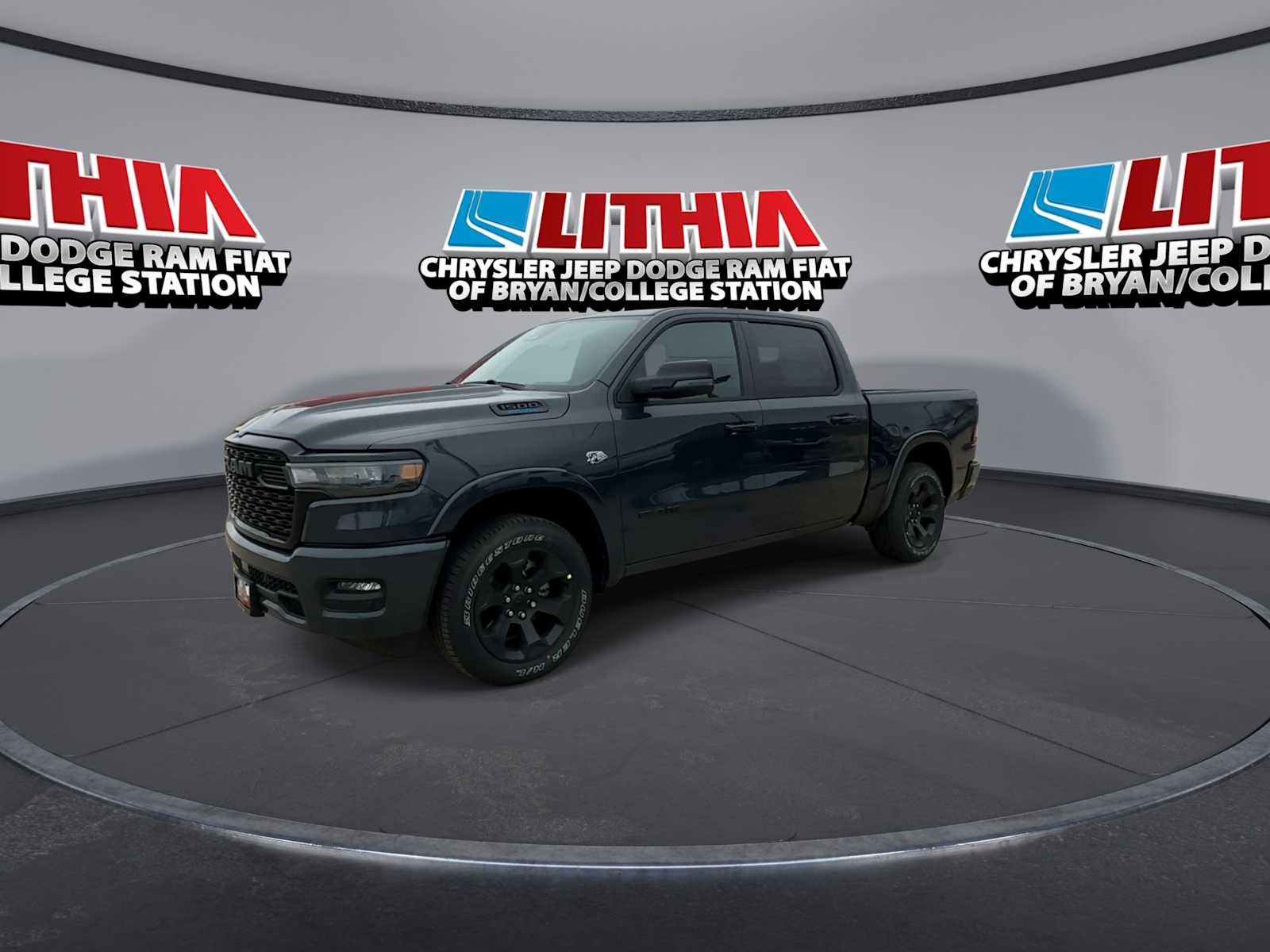 Thumbnail: 2026 RAM 1500 - 4