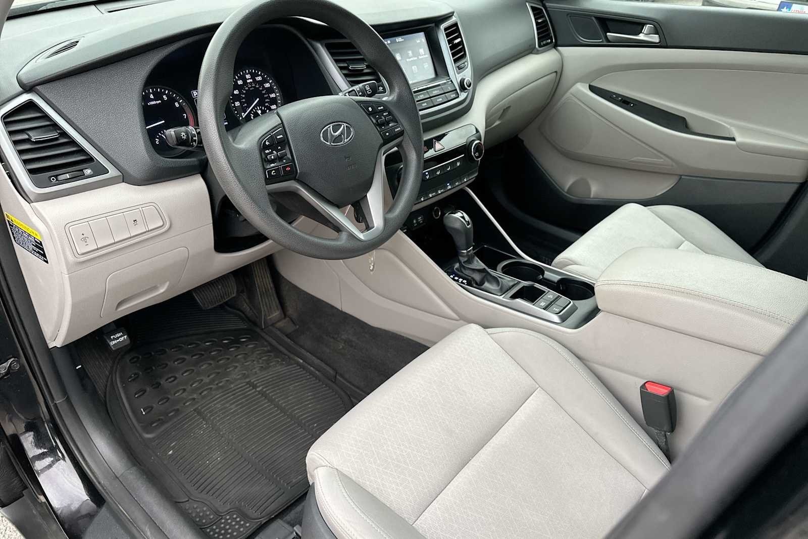 Thumbnail: 2018 Hyundai Tucson - 18