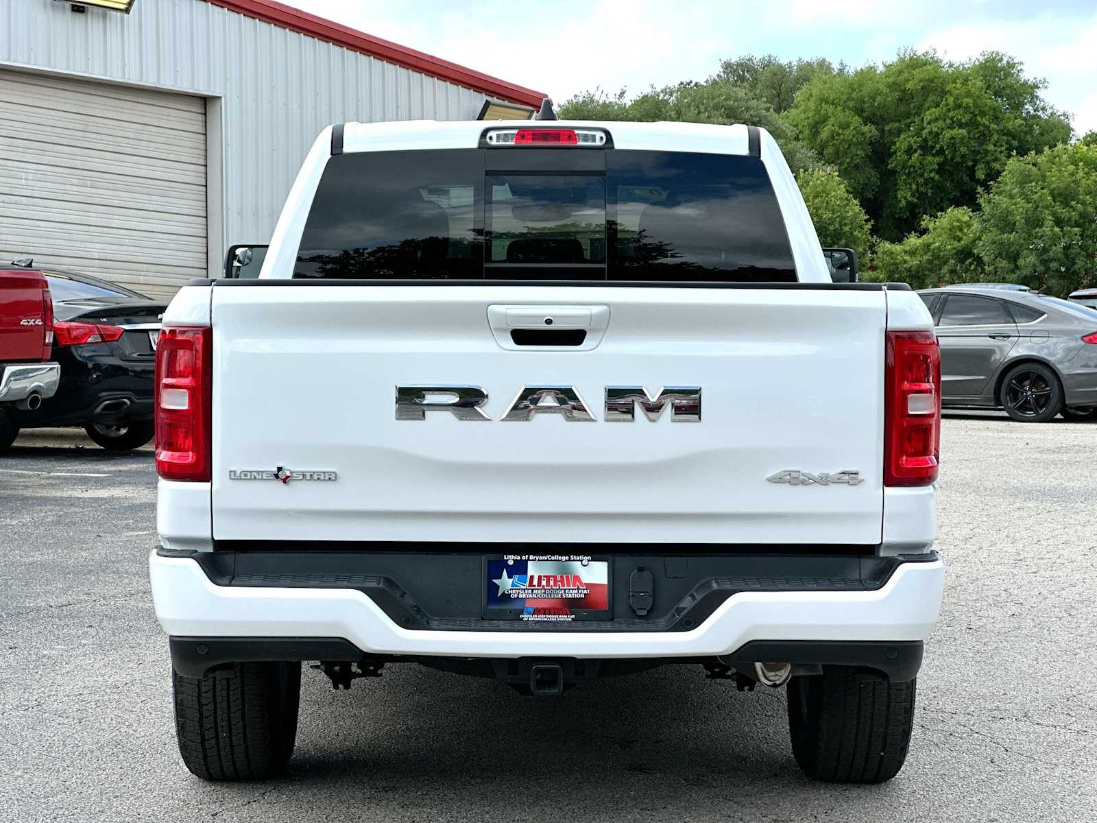 Thumbnail: 2026 RAM 1500 - 14