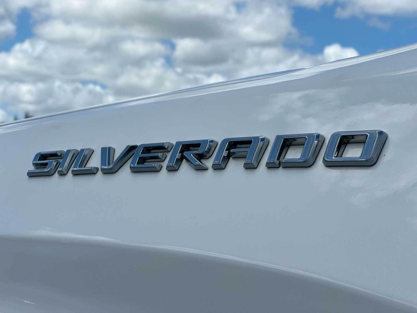 Thumbnail: 2021 Chevrolet Silverado 1500 - 15