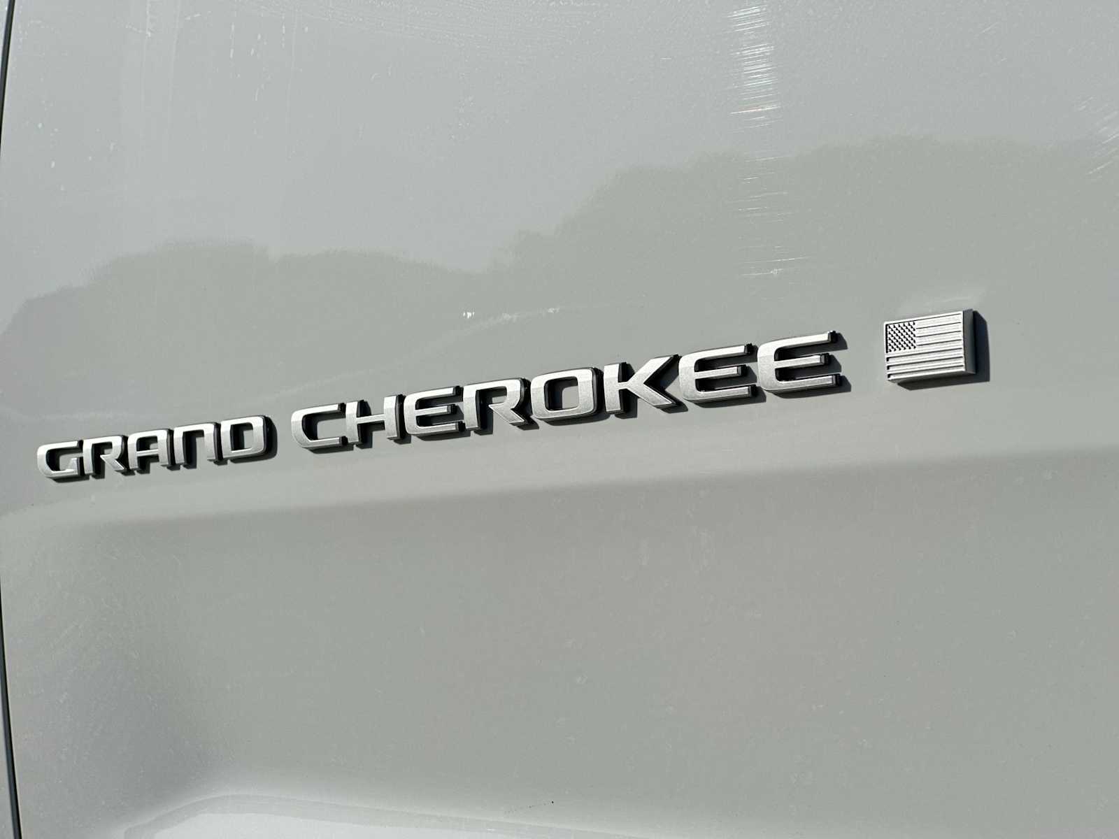 Thumbnail: 2025 Jeep Grand Cherokee - 15