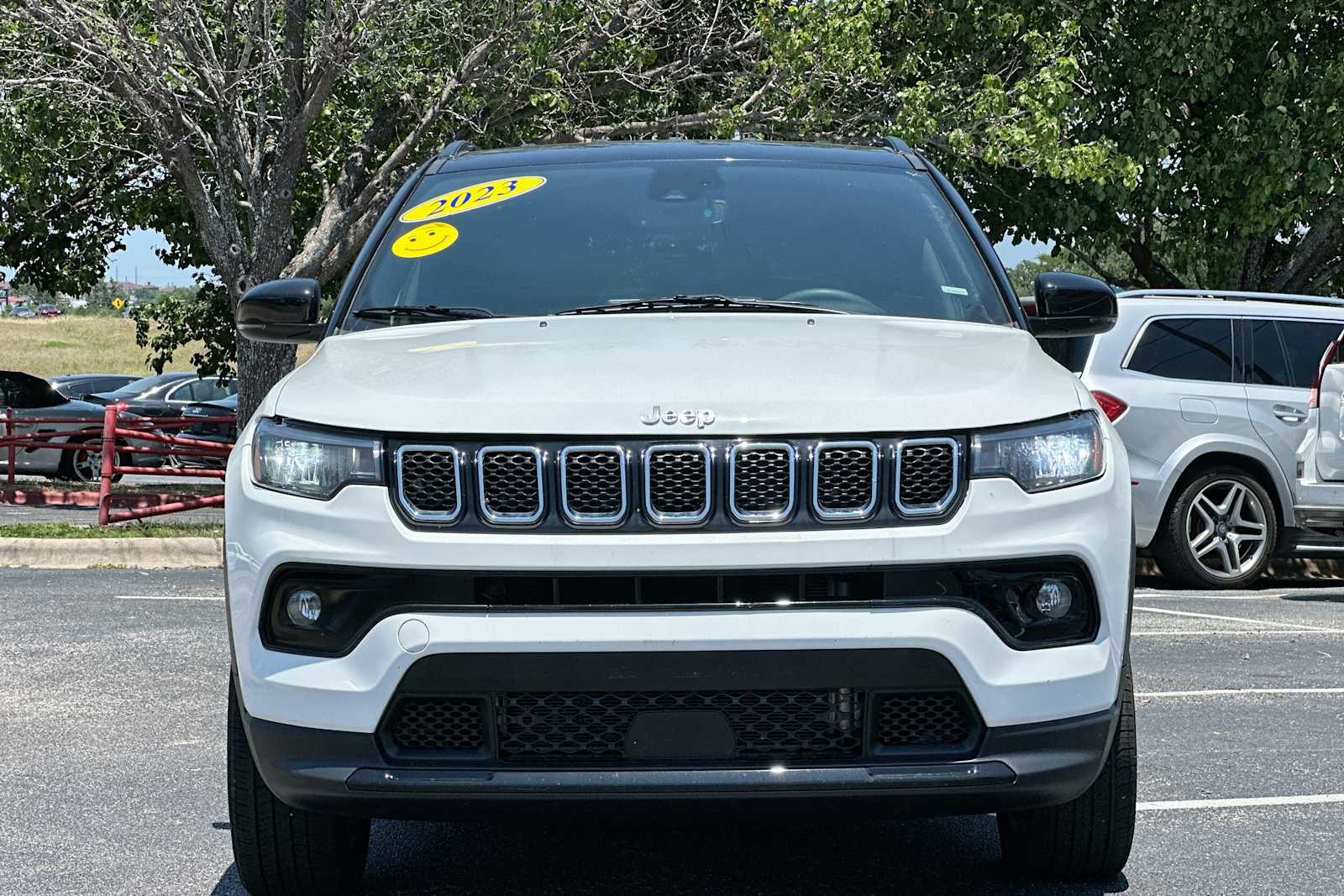 Thumbnail: 2023 Jeep Compass - 10