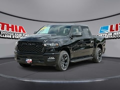 2026 Ram 1500 EXPRESS CREW CAB 4X4 5'7 BOX Pickup