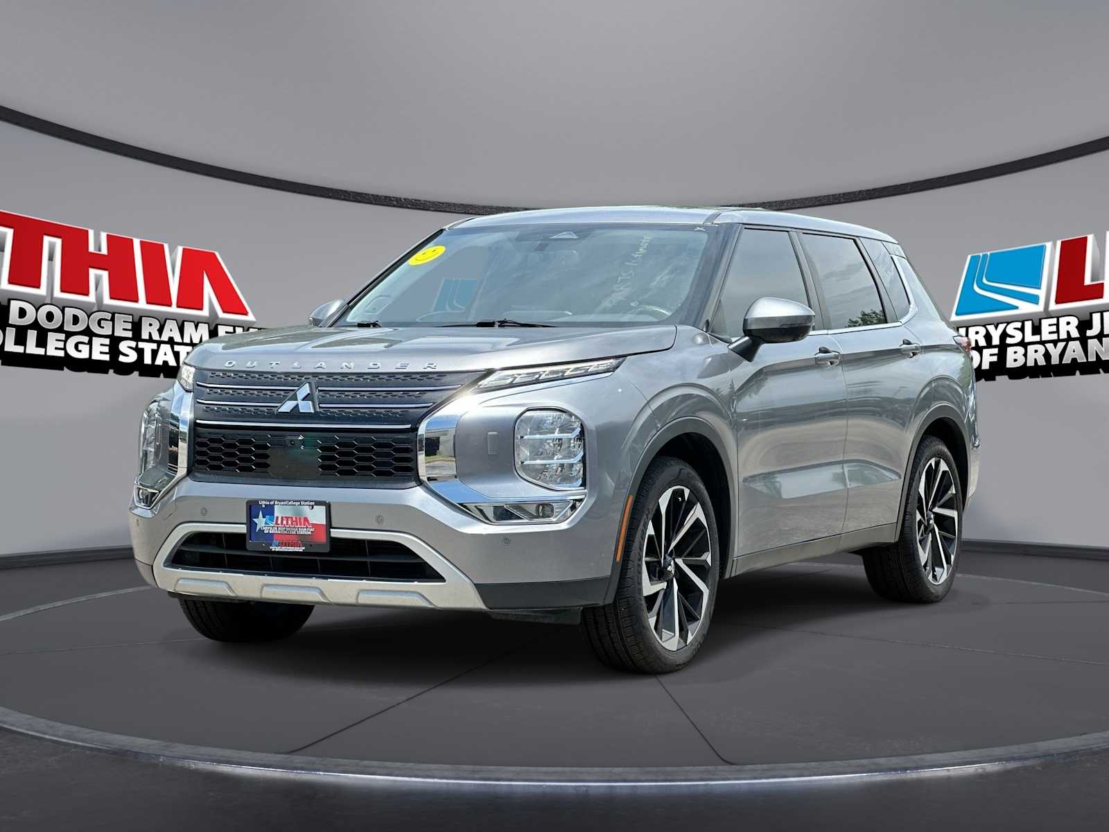 2022 Mitsubishi Outlander SE -
                  Bryan, TX