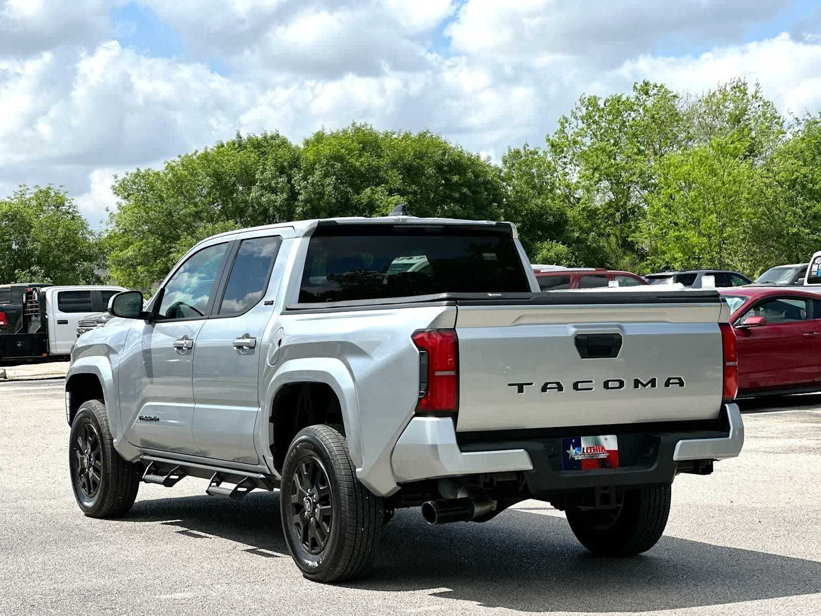 Thumbnail: 2025 Toyota Tacoma - 13