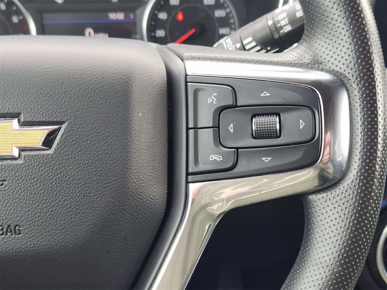 Thumbnail: 2023 Chevrolet Blazer - 26