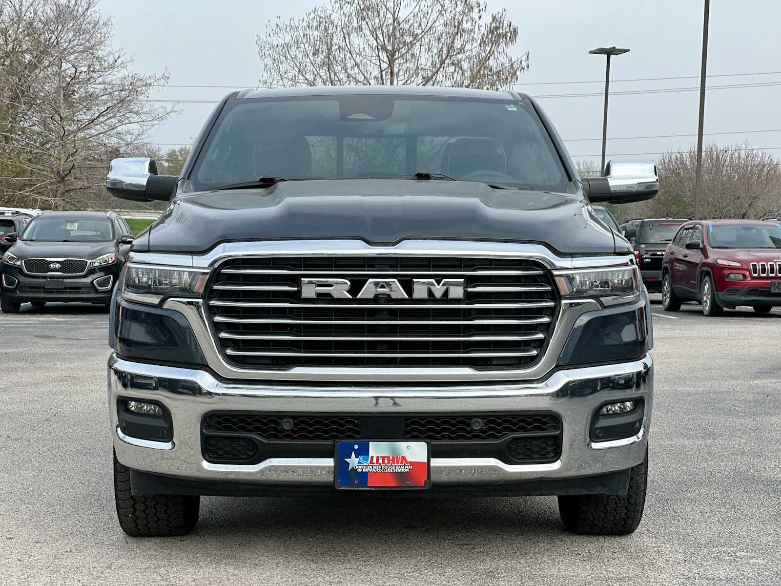 Thumbnail: 2025 RAM 1500 - 10