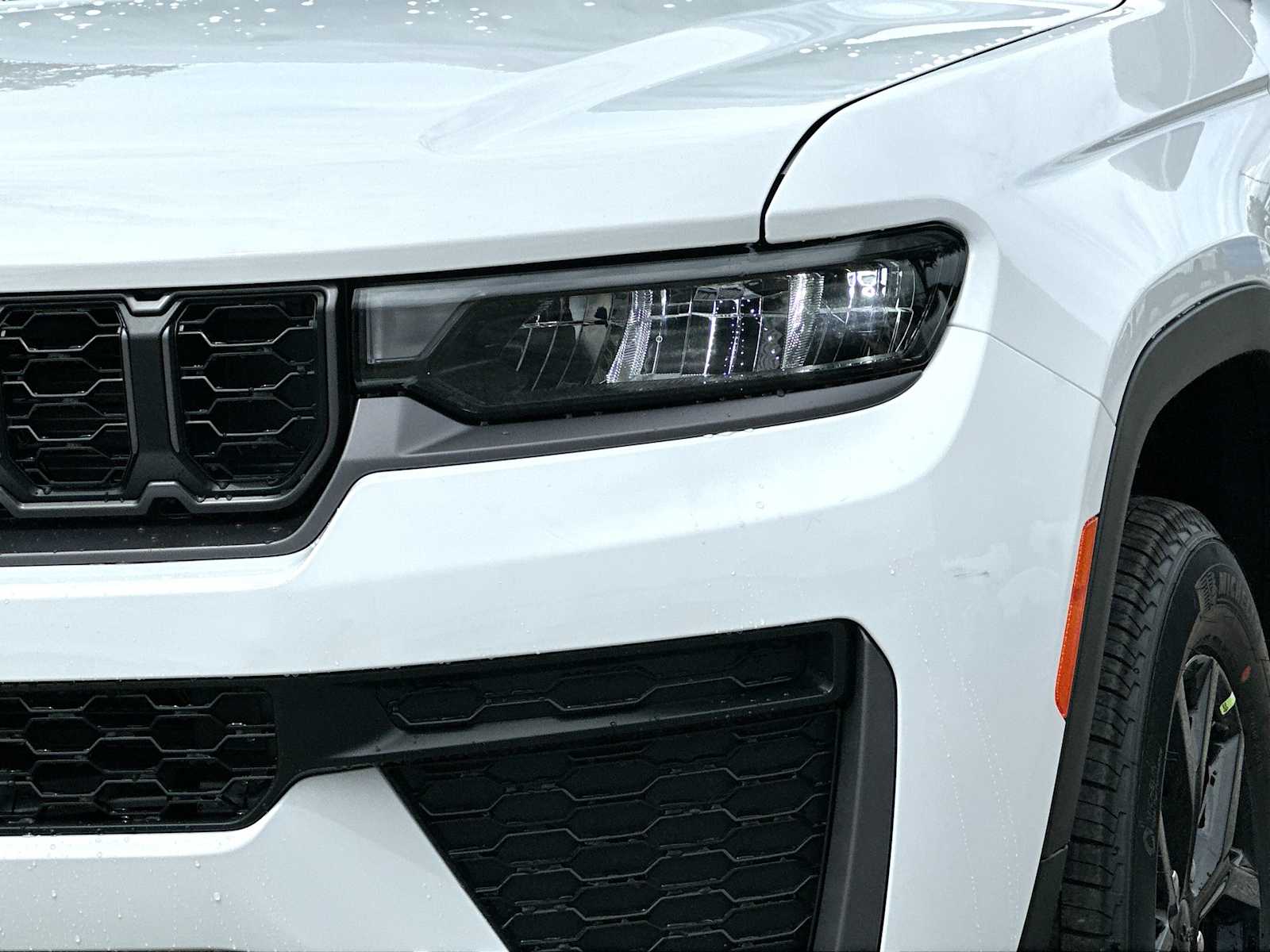 Thumbnail: 2026 Jeep Grand Cherokee - 16