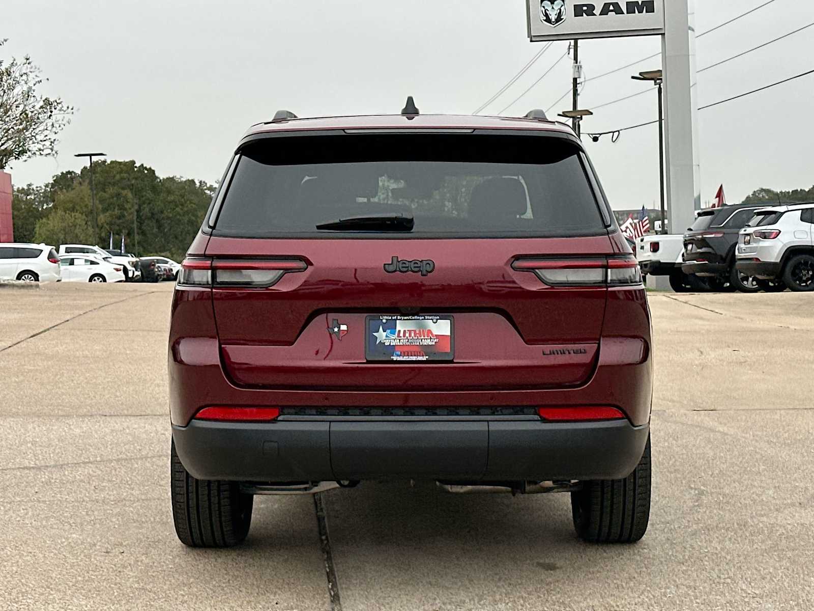 Thumbnail: 2025 Jeep Grand Cherokee - 14